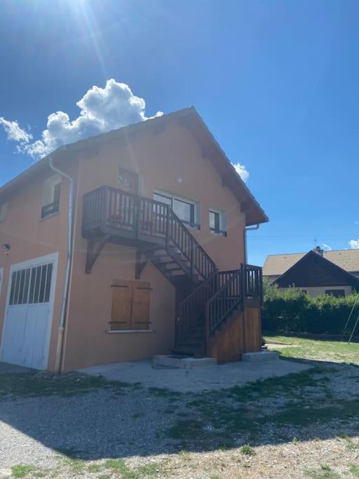 Appartement Familial A Кро Экстерьер фото